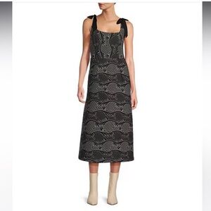 Sleeveless Maxi Dress in Black and Gray Lace Pattern
